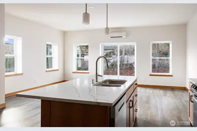 205 NE Third Street, Coupeville, WA 98239 - Photo 9