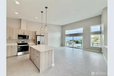 3804 Q Avenue, Anacortes, WA 98221 - Photo 3