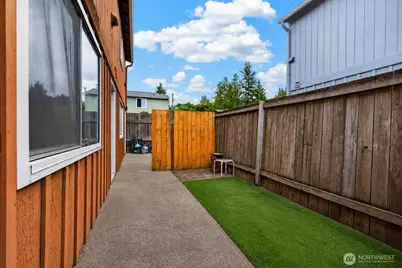 10332 15th Avenue Ct E, Tacoma, WA 98445 - Photo 29