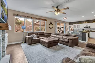 5728 Hazel Loop SE, Auburn, WA 98092 - Photo 9