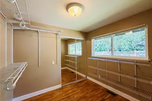 10509 NE 197th St, Bothell, WA 98011 - Photo 15