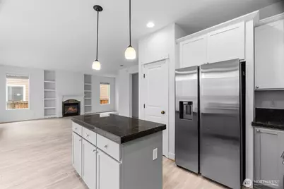 24015 221st Lane SE, Maple Valley, WA 98038 - Photo 11