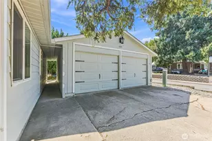 1647 Washington St, Wenatchee, WA 98801 - Photo 35