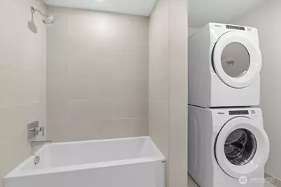 121 Stewart Street #2507, Seattle, WA 98101 - Photo 9