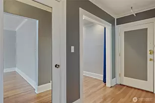 321 Boylston Ave E, Seattle, WA 98102 - Photo 13