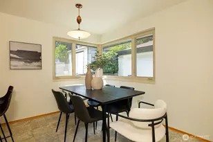 9815 Roosevelt Way NE, Seattle, WA 98115 - Photo 15
