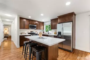 8618 NE 137th St, Kirkland, WA 98034 - Photo 13