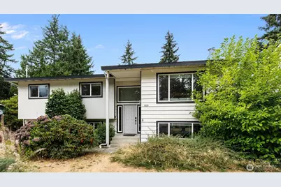 8618 NE 137th Street, Kirkland, WA 98034 - Photo 1
