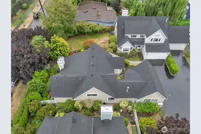 10063 Wallingford Avenue N, Seattle, WA 98133 - Photo 33