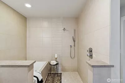 10000 Main Street #502, Bellevue, WA 98004 - Photo 23