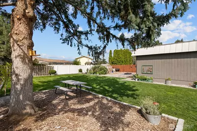 2214 NW Columbia Avenue, East Wenatchee, WA 98802 - Photo 35