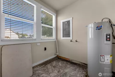 408 S Parkway Avenue, Battle Ground, WA 98604 - Photo 13