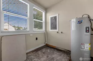 408 S Parkway Ave, Battle Ground, WA 98604 - Photo 13