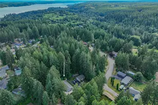 871 NE Larson Blvd, Belfair, WA 98528 - Photo 7