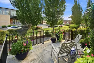650 SW 100th St, Seattle, WA 98106 - Photo 25