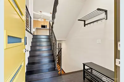 4126 Cascadia Avenue S, Seattle, WA 98118 - Photo 3