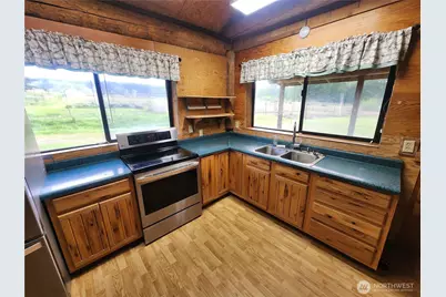 663 Whiskey Creek Beach Road, Port Angeles, WA 98363 - Photo 25