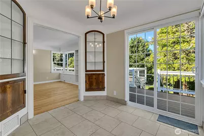 15219 22nd Avenue SW, Burien, WA 98166 - Photo 9