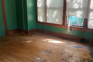 5247 Brooklyn Ave NE, Seattle, WA 98105 - Photo 7