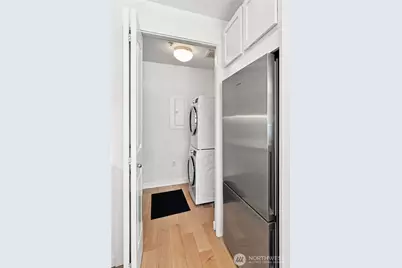 2607 Western Avenue #302, Seattle, WA 98121 - Photo 15