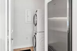 2607 Western Ave, Seattle, WA 98121 - Photo 15