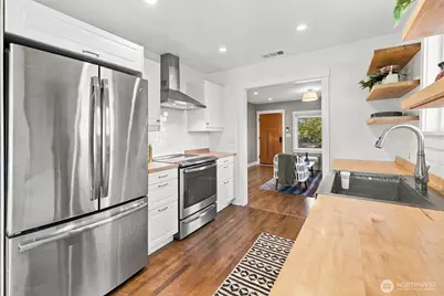 4247 S Eddy Street, Seattle, WA 98118 - Photo 5