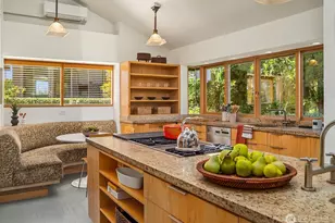 3023 E Laurelhurst Dr NE, Seattle, WA 98105 - Photo 11