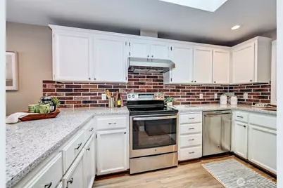 432 3rd Avenue S #B203, Edmonds, WA 98020 - Photo 5
