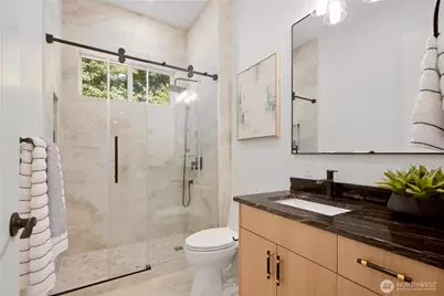 13344 SE Newport Way, Bellevue, WA 98006 - Photo 29