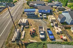 10122 51st Ave NE, Marysville, WA 98270 - Photo 9