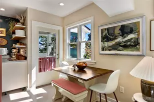 1023 N 49th St, Seattle, WA 98103 - Photo 15