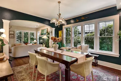 1023 N 49th Street, Seattle, WA 98103 - Photo 3