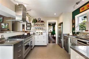 1023 N 49th St, Seattle, WA 98103 - Photo 13