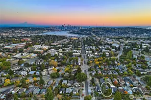 1023 N 49th St, Seattle, WA 98103 - Photo 39