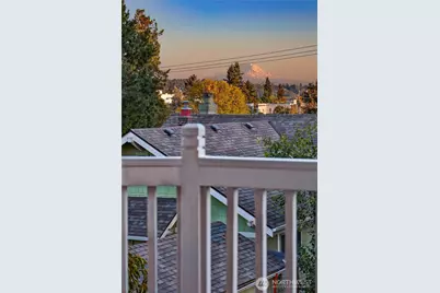 1023 N 49th Street, Seattle, WA 98103 - Photo 27