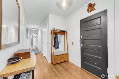 615 Boren Avenue #8, Seattle, WA 98104 - Photo 5