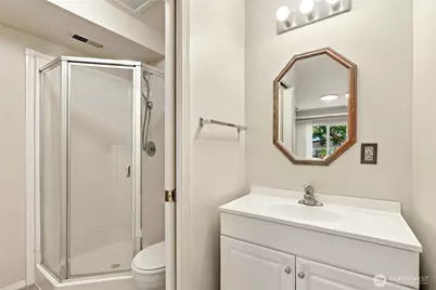 3812 25th Avenue W #4B, Seattle, WA 98199 - Photo 29