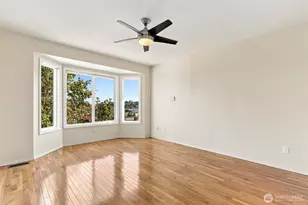 3812 25th Ave W, Seattle, WA 98199 - Photo 17