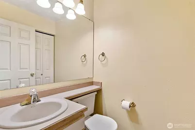 3812 25th Avenue W #4B, Seattle, WA 98199 - Photo 13