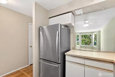 3812 25th Avenue W #4B, Seattle, WA 98199 - Photo 11