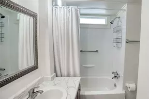 11330 E Riverside Dr, Bothell, WA 98011 - Photo 13