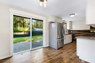 11815 SE 323rd Pl, Auburn, WA 98092 - Photo 9