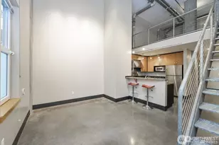2440 Western Ave, Seattle, WA 98121 - Photo 3