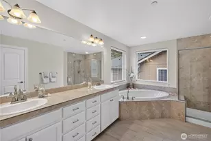25528 Lake Wilderness Pl SE, Maple Valley, WA 98038 - Photo 19