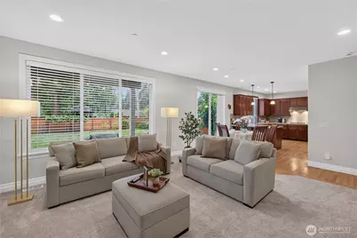 25528 Lake Wilderness Place SE, Maple Valley, WA 98038 - Photo 13