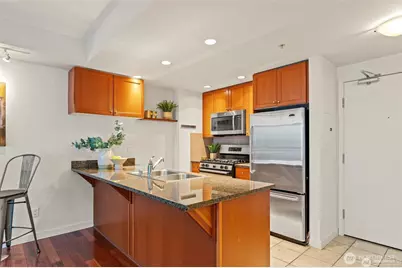 1420 Terry Avenue #201, Seattle, WA 98101 - Photo 5