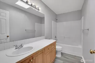 9214 181st Ave E, Bonney Lake, WA 98391 - Photo 33