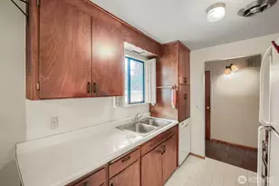12524 13th Ave SW, Burien, WA 98146 - Photo 9