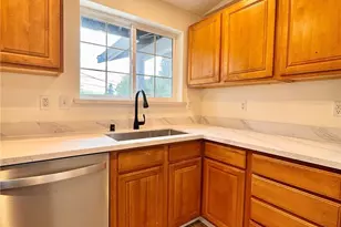 1711 S 53rd St, Tacoma, WA 98408 - Photo 9