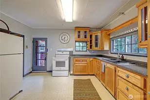 17932 Marine Dr, Stanwood, WA 98292 - Photo 11